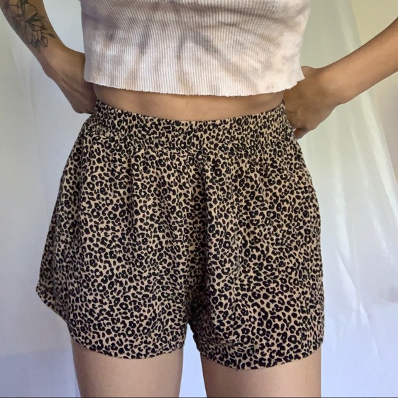 Leopard Print Flowy Shorts 